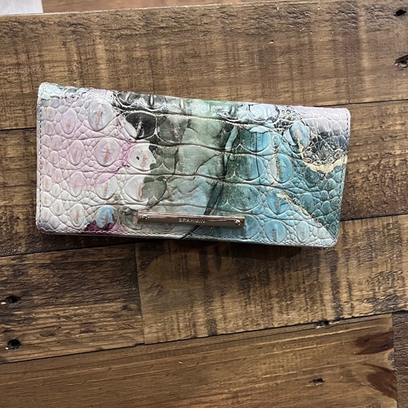 Brahmin Ady Wallet - Picture 1 of 3